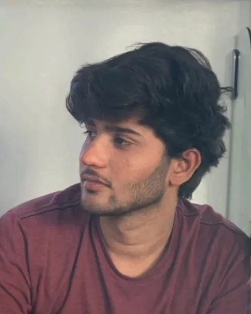 Portrait of Ali Afzal.